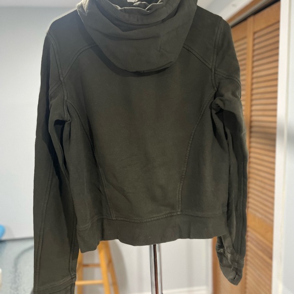 Lululemon Press Pause Jacket - Picture 9 of 9